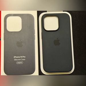 Apple iPhone 14 Pro (6.1”) Silicone Case